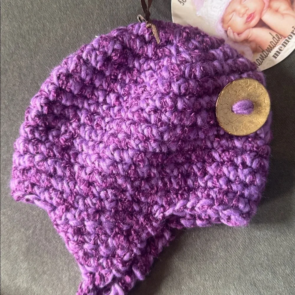 Daisy Baby Infant Girls Amethyst Hat Beanie with Pompoms Size 0-6 months NEW